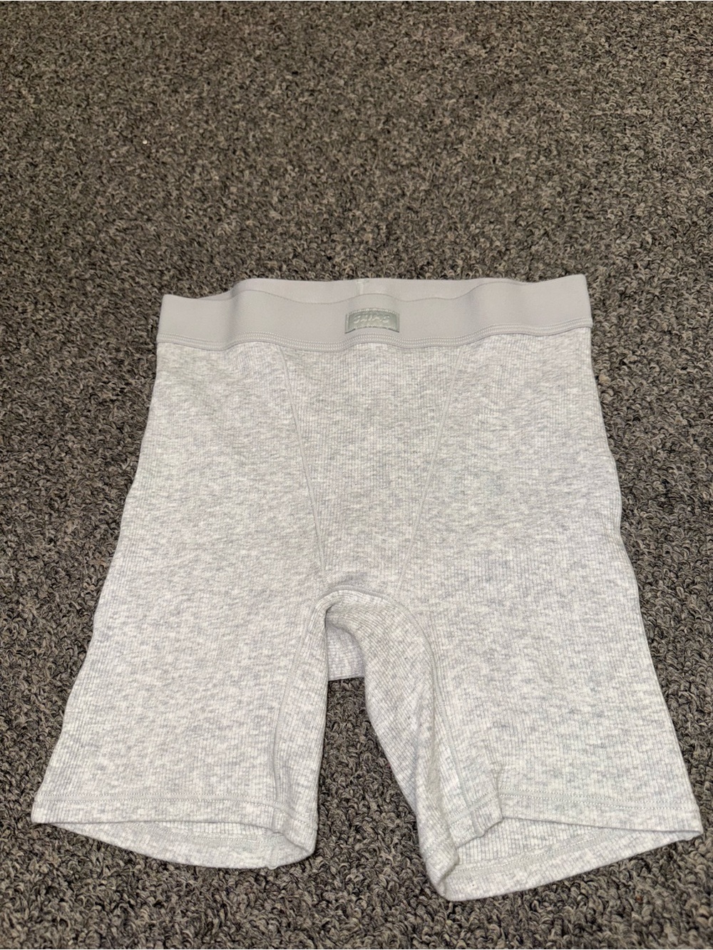 SKIMS Boxers Grey
NWOT